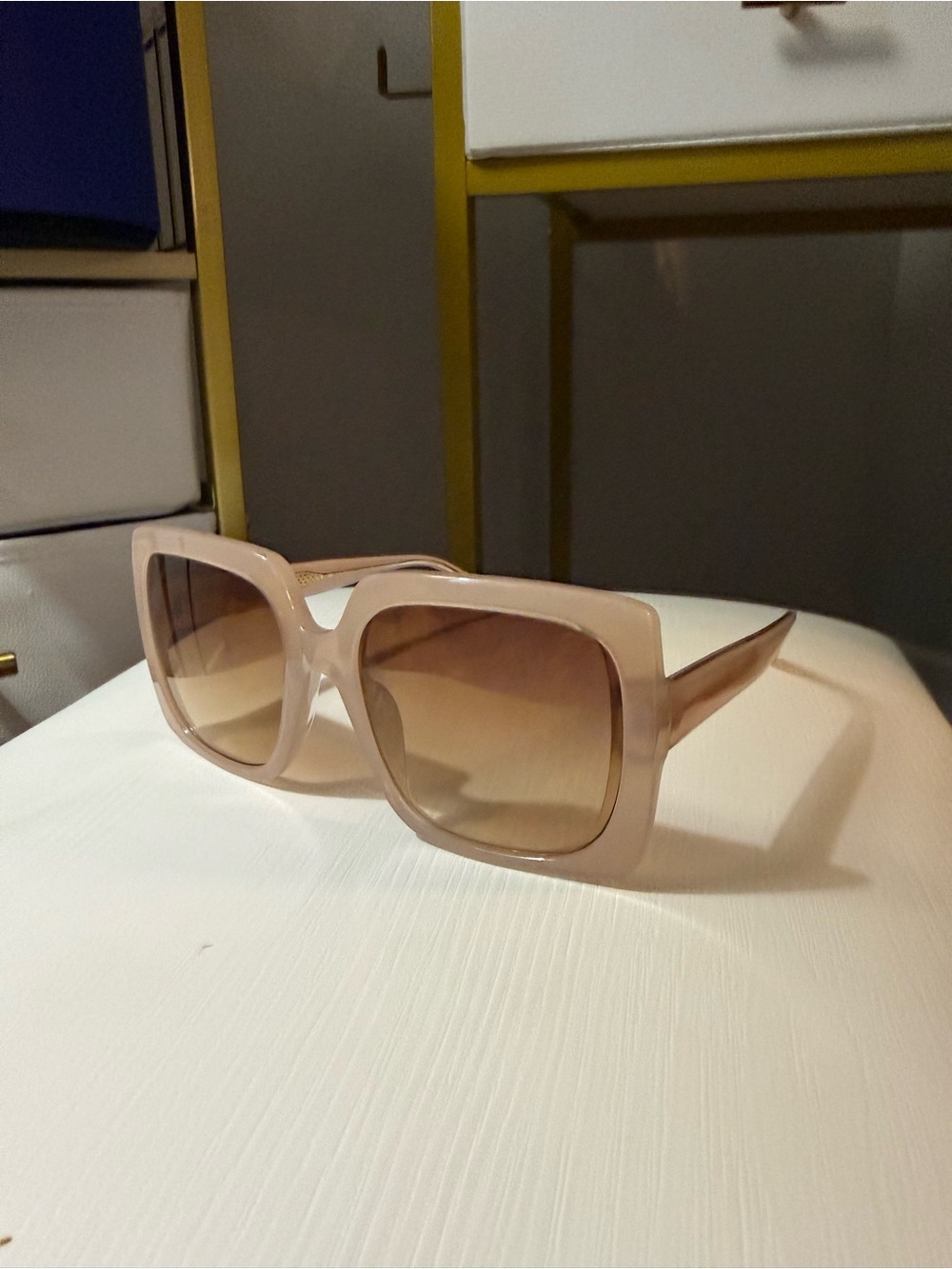 Patricia Nash Pale Pink/Taupe Oversized Square Sunglasses - Picture 8 of 8